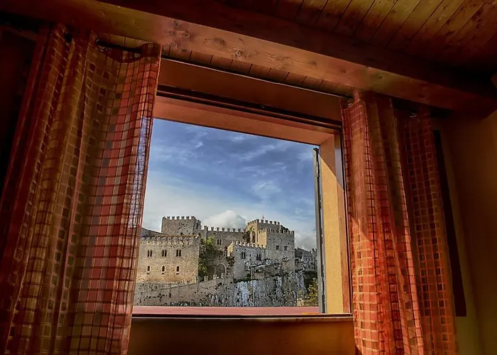 Casa Vacanze Caccamo Santa Lucia
